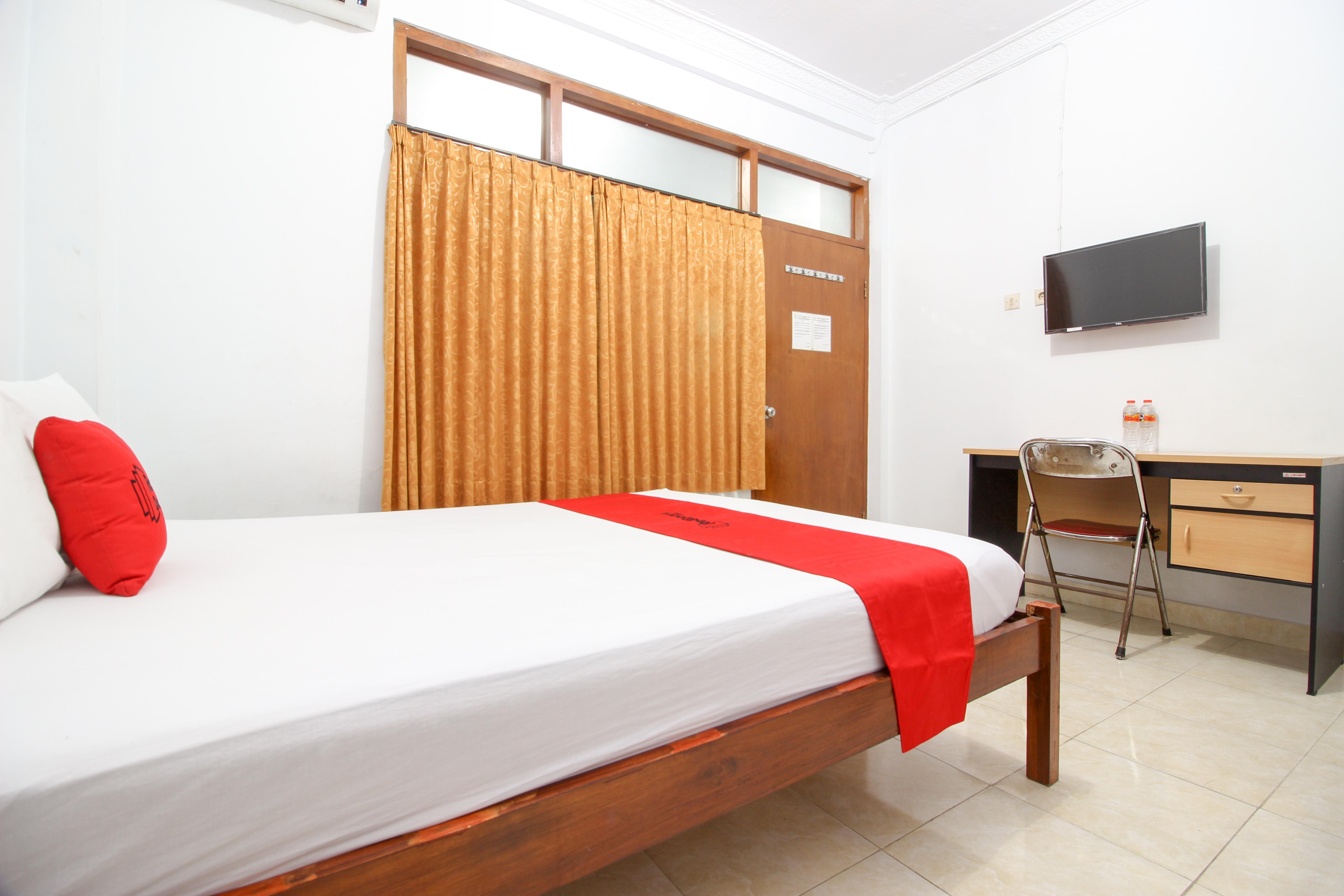 Reddoorz Plus Near Alun Alun Selatan Yogyakarta Ngoại thất bức ảnh