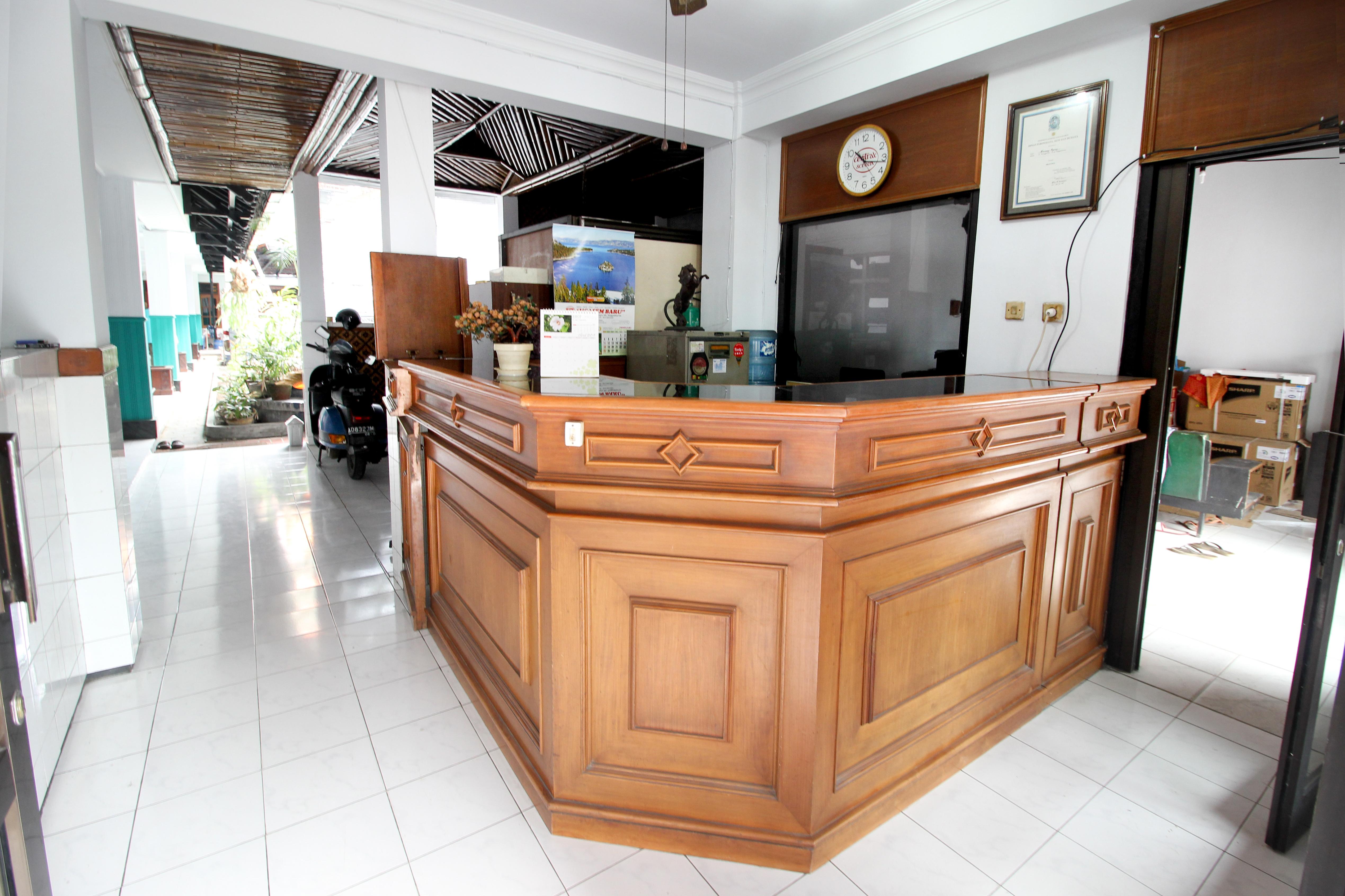 Reddoorz Plus Near Alun Alun Selatan Yogyakarta Ngoại thất bức ảnh